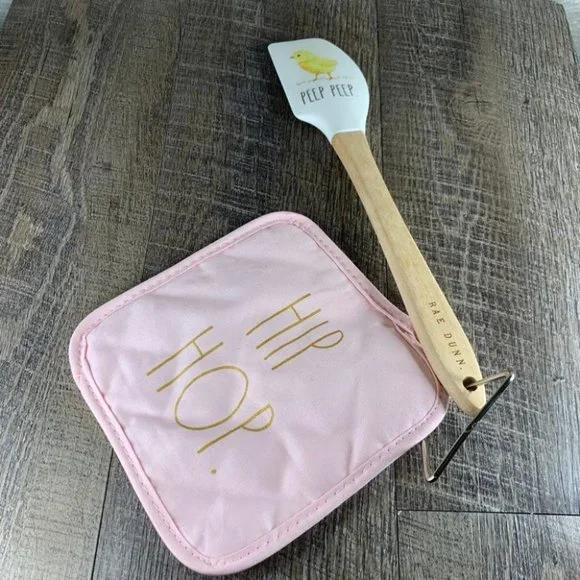 Rae Dunn Hip Hop Pot Holder and Spatula - Picture 3 of 3